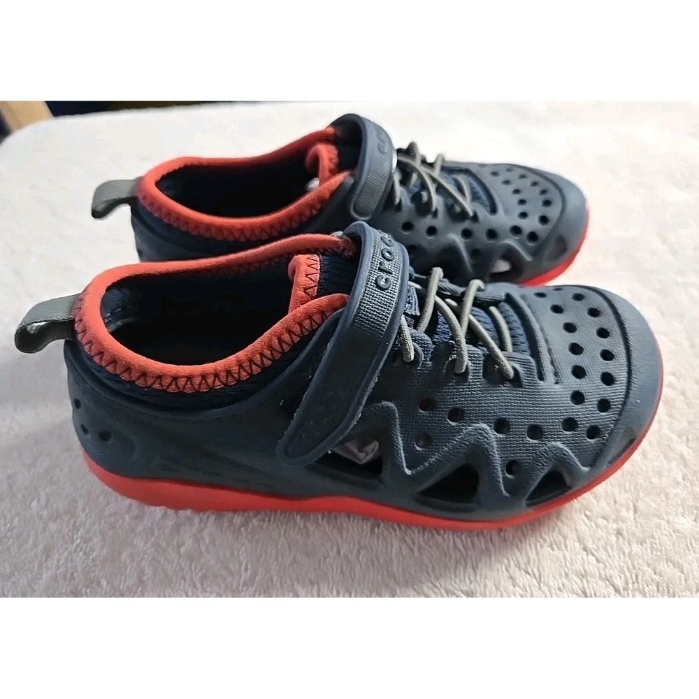 Crocs Slipon Shoes Boys Size 11 Shoes Navy Blue &‎ Red